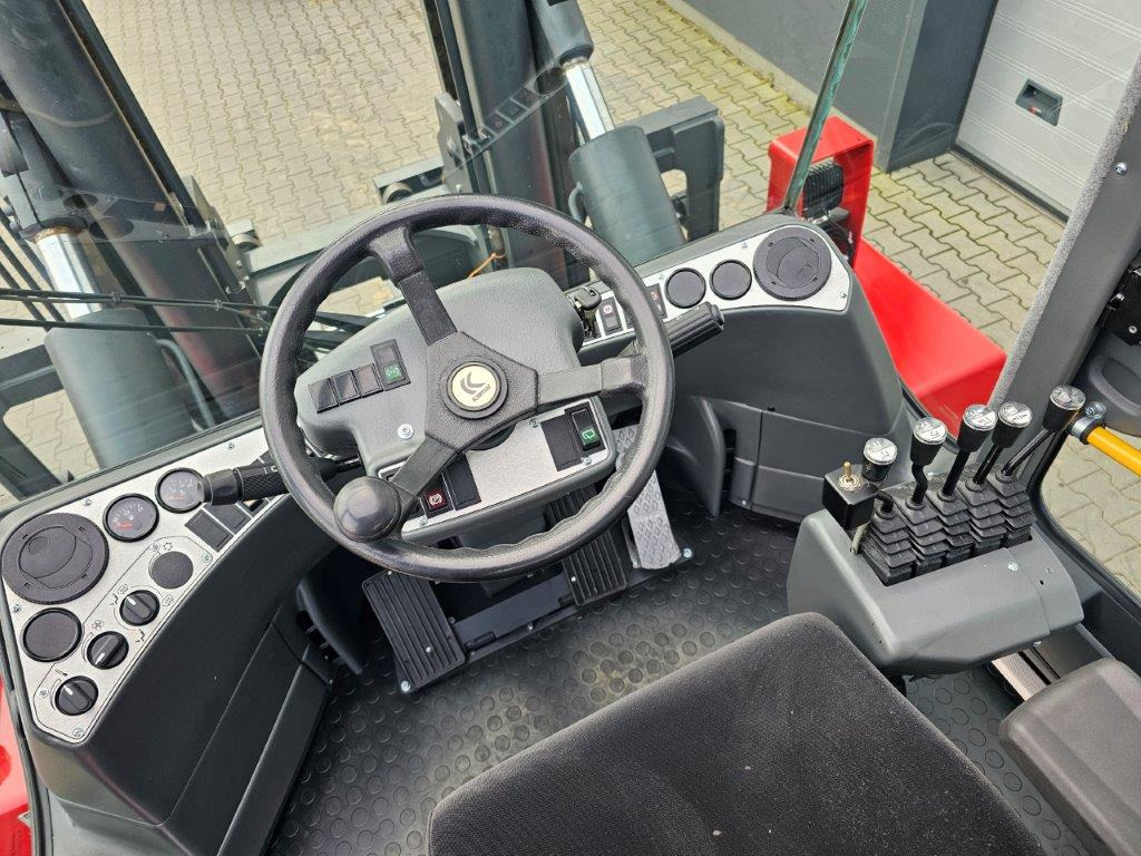 رافعة شوكية ديزل Kalmar DCE120-12: صورة 7