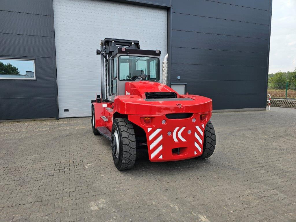 Kalmar DCE120-12 - رافعة شوكية ديزل: صورة 5 Kalmar DCE120-12 - رافعة شوكية ديزل: صورة 5