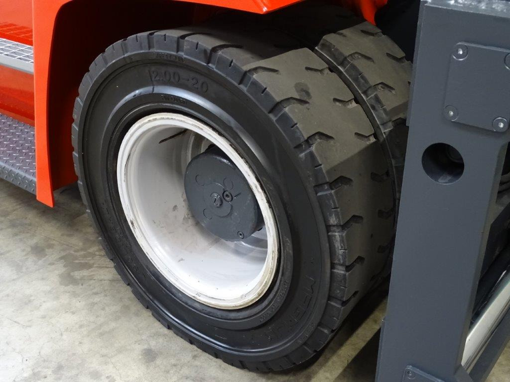 Kalmar DCE120-6 - Empty Containers Handler - رافعة شوكية ديزل: صورة 5 Kalmar DCE120-6 - Empty Containers Handler - رافعة شوكية ديزل: صورة 5