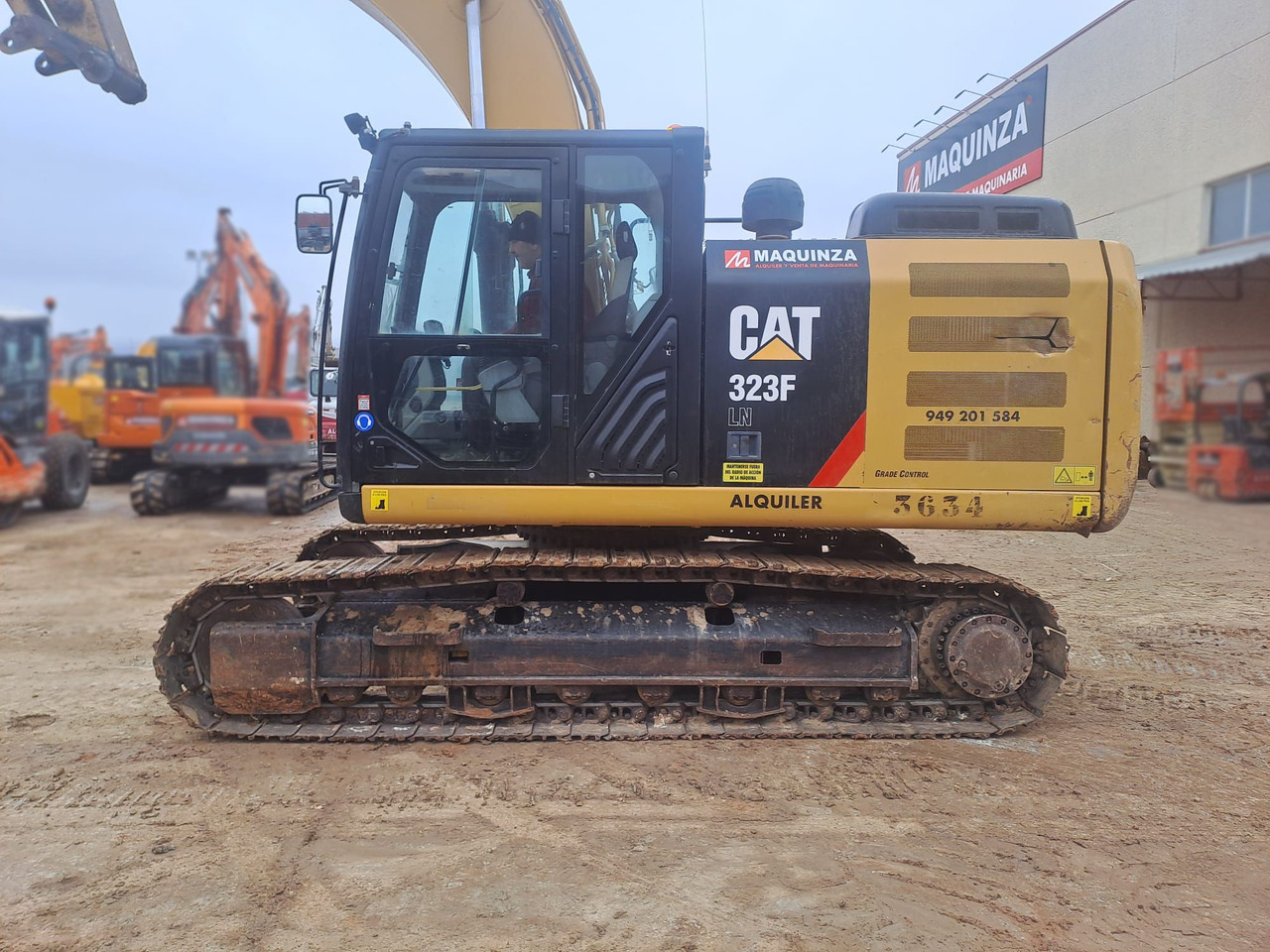 CATERPILLAR 323FLN IHC - حفار زحاف: صورة 3 CATERPILLAR 323FLN IHC - حفار زحاف: صورة 3