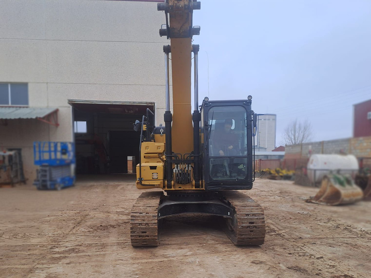 CATERPILLAR 323FLN IHC - حفار زحاف: صورة 2 CATERPILLAR 323FLN IHC - حفار زحاف: صورة 2