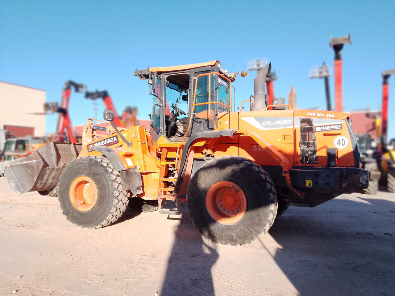 DOOSAN DL300-5 - اللودر بعجل: صورة 2 DOOSAN DL300-5 - اللودر بعجل: صورة 2