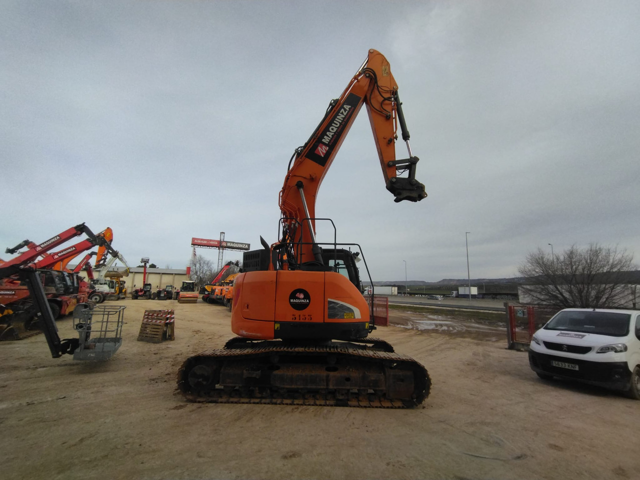 DOOSAN DX235LCR - حفار زحاف: صورة 3 DOOSAN DX235LCR - حفار زحاف: صورة 3