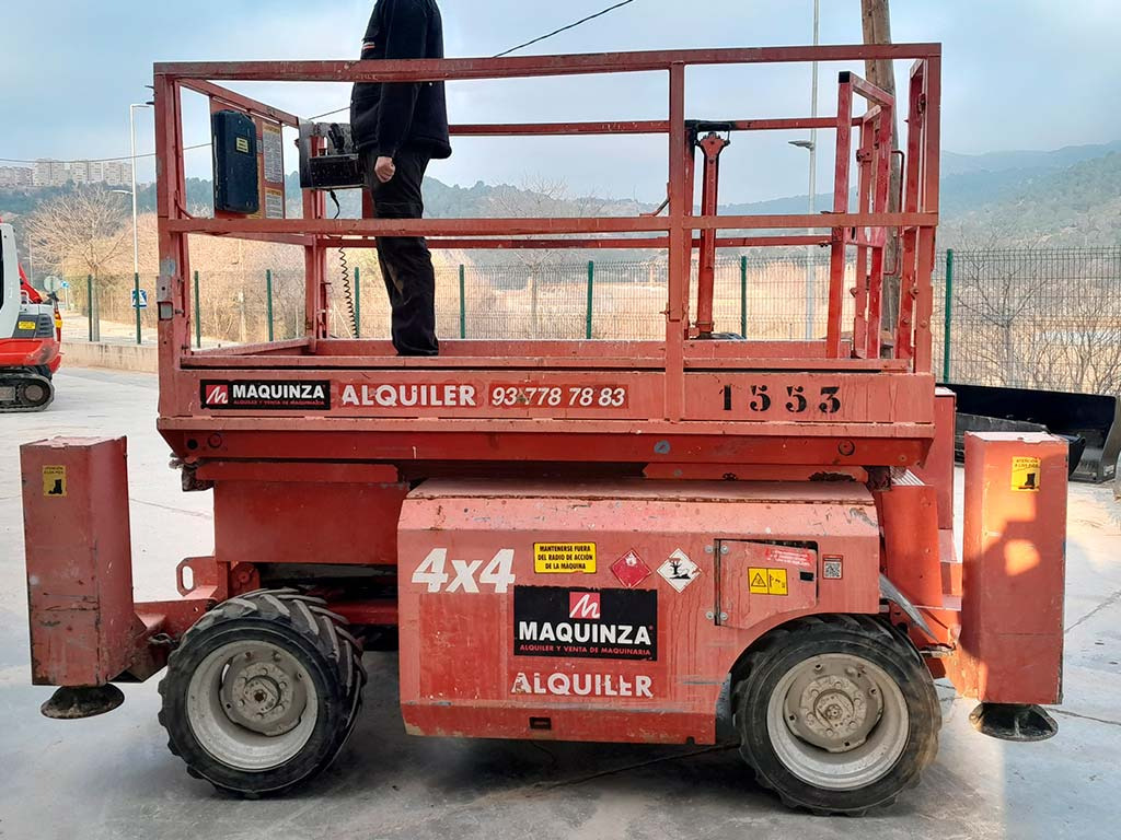 GENIE GS2668RT - رافعة هيدروليكية مقصية: صورة 1 GENIE GS2668RT - رافعة هيدروليكية مقصية: صورة 1