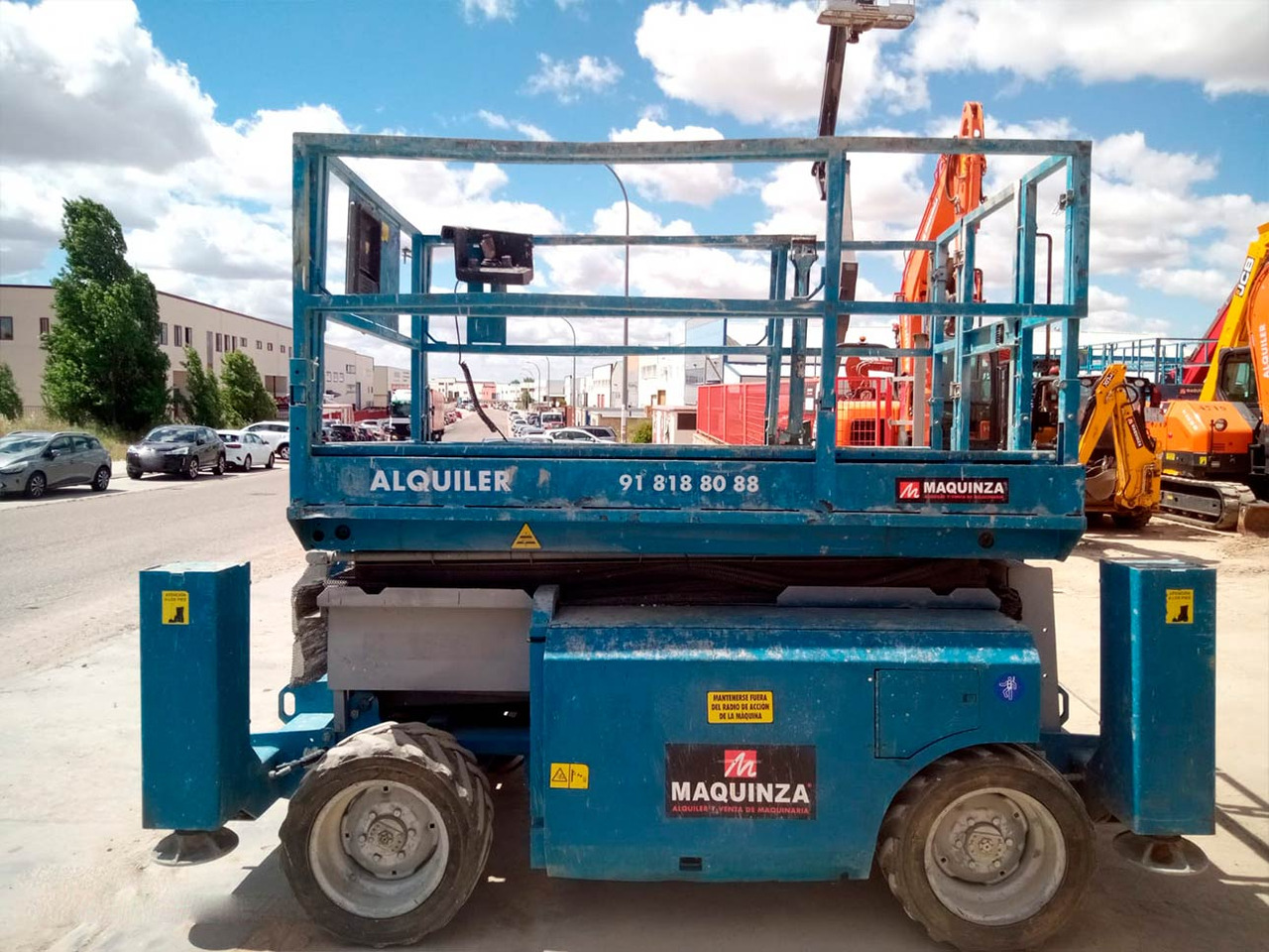 GENIE GS3268RT - رافعة هيدروليكية مقصية: صورة 1 GENIE GS3268RT - رافعة هيدروليكية مقصية: صورة 1