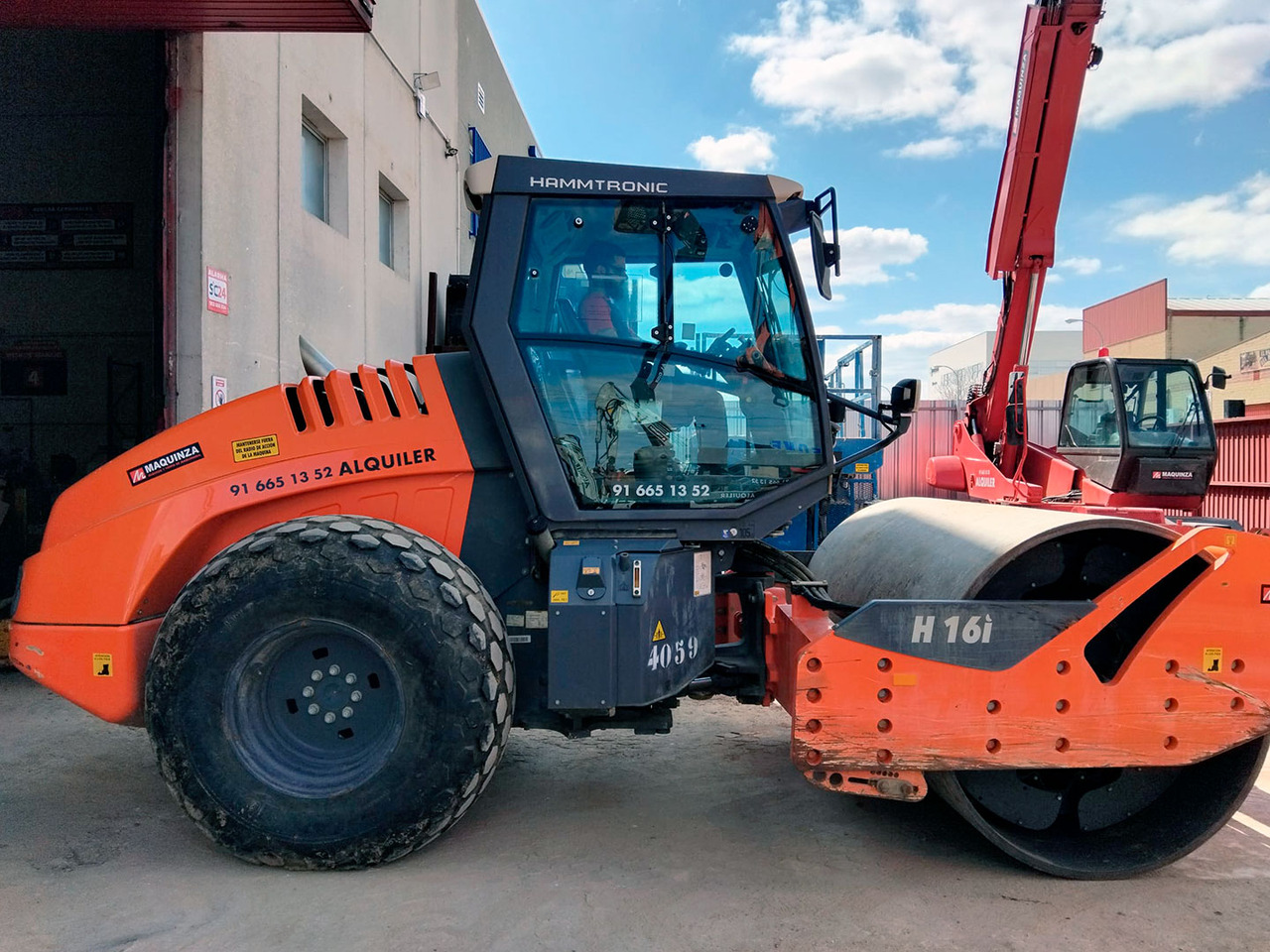 HAMM H16i - مدحلة ضاغطة: صورة 1 HAMM H16i - مدحلة ضاغطة: صورة 1