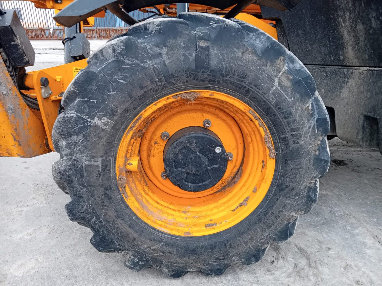 رافعة تلسكوبية JCB 540.180: صورة 14