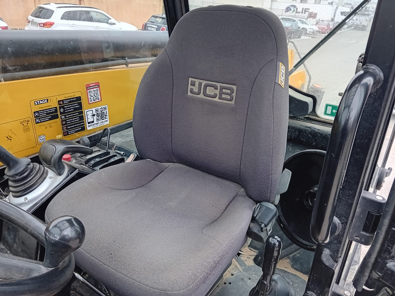 رافعة تلسكوبية JCB 540.180: صورة 10