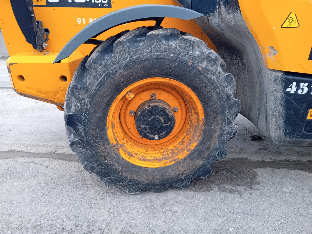 رافعة تلسكوبية JCB 540.180: صورة 16