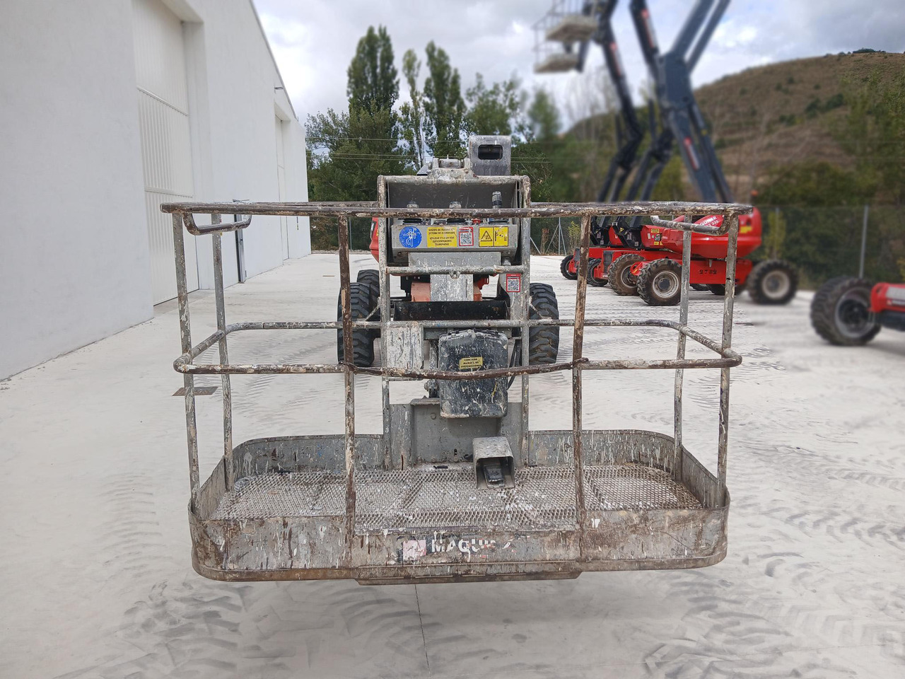 MANITOU 180ATJ - شاحنة ذراع مفصلي: صورة 4 MANITOU 180ATJ - شاحنة ذراع مفصلي: صورة 4