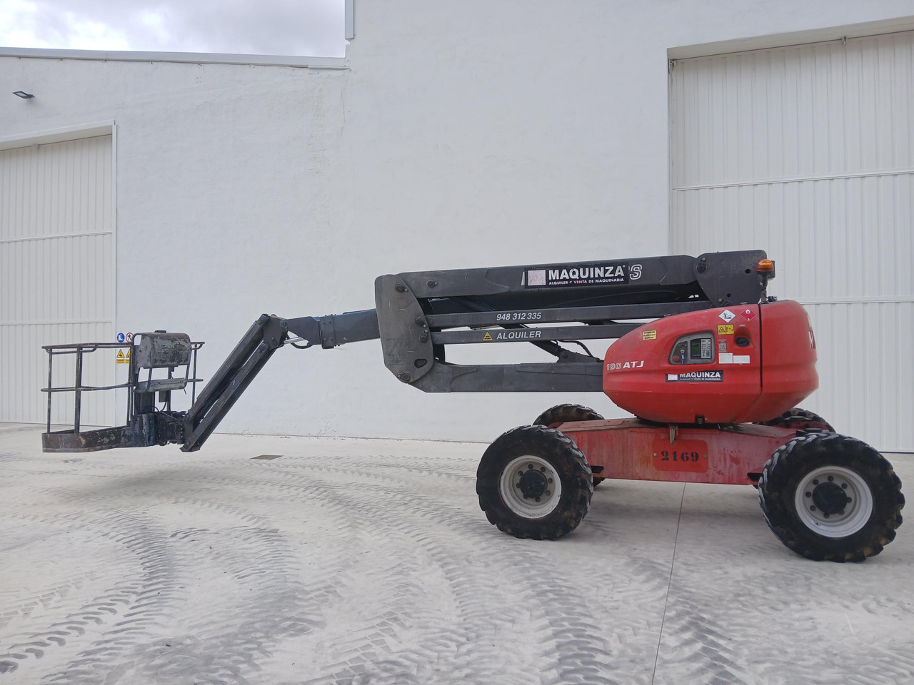 MANITOU 180ATJ - شاحنة ذراع مفصلي: صورة 1 MANITOU 180ATJ - شاحنة ذراع مفصلي: صورة 1