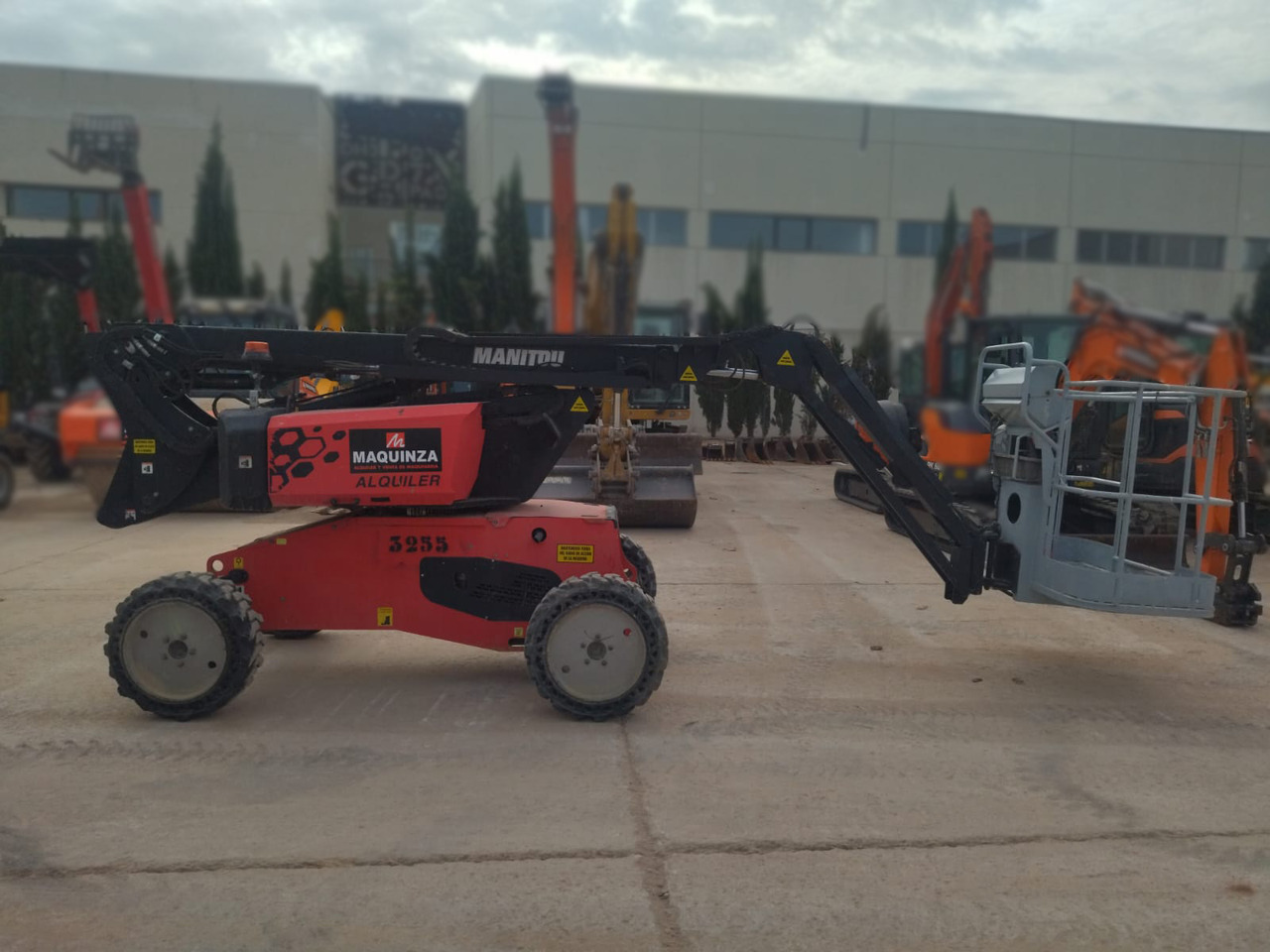 MANITOU MAN GO 12 - شاحنة ذراع مفصلي: صورة 2 MANITOU MAN GO 12 - شاحنة ذراع مفصلي: صورة 2