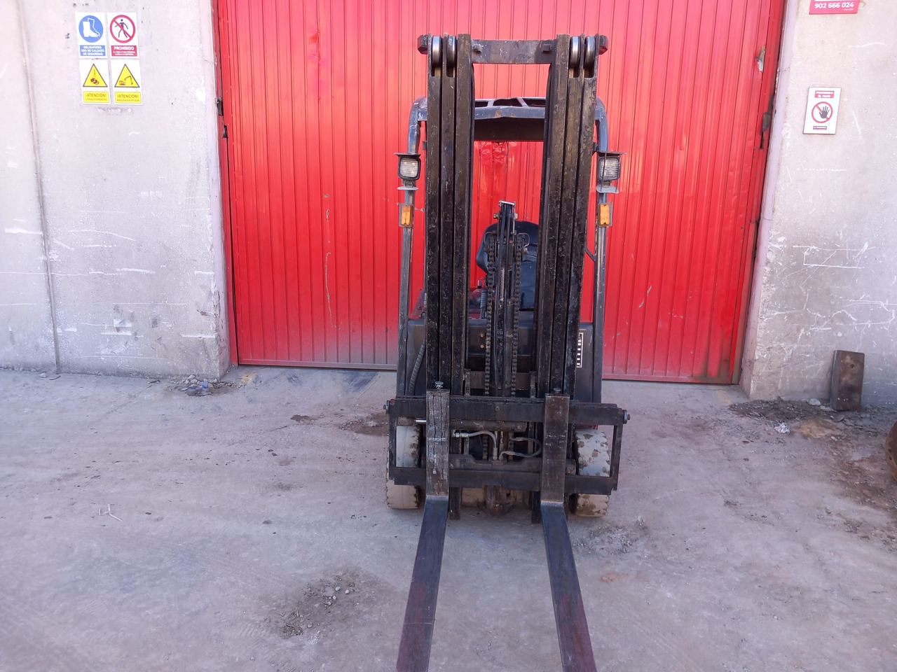 MANITOU ME318 48V - رافعة شوكية كهربائية: صورة 4 MANITOU ME318 48V - رافعة شوكية كهربائية: صورة 4