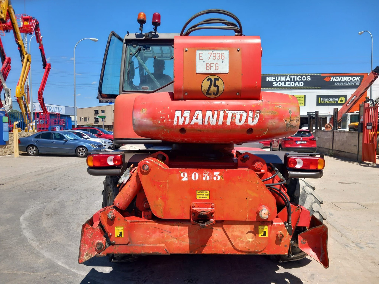 MANITOU MRT1742 - رافعة تلسكوبية: صورة 5 MANITOU MRT1742 - رافعة تلسكوبية: صورة 5