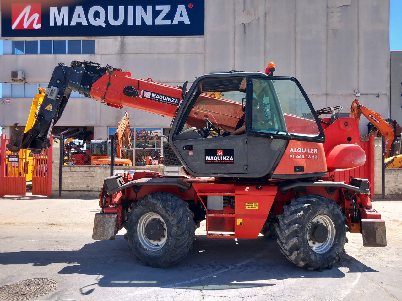 MANITOU MRT1742 - رافعة تلسكوبية: صورة 4 MANITOU MRT1742 - رافعة تلسكوبية: صورة 4