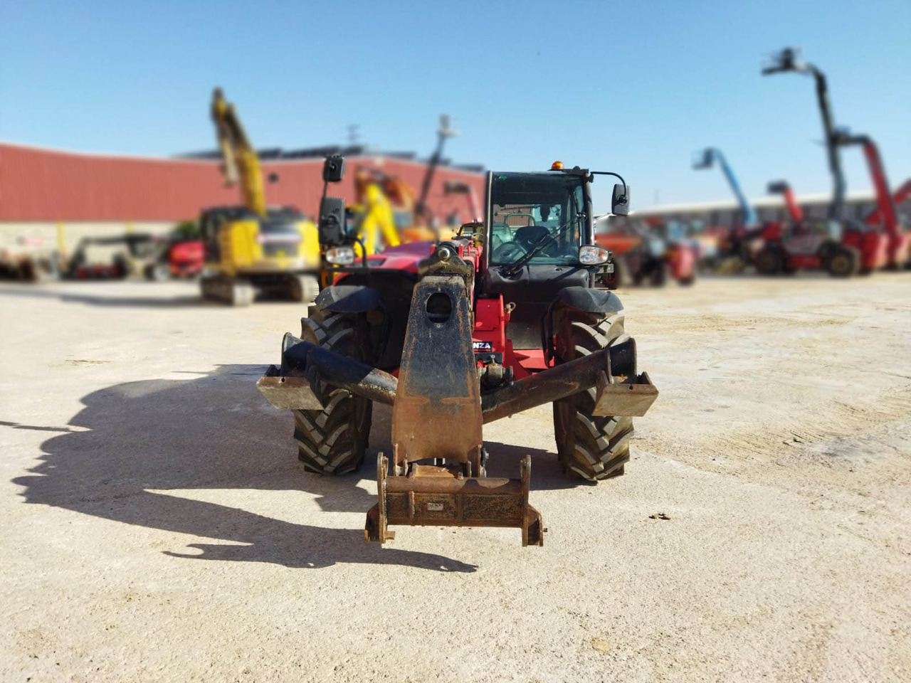 رافعة تلسكوبية MANITOU MT1335 EASY 75D: صورة 11
