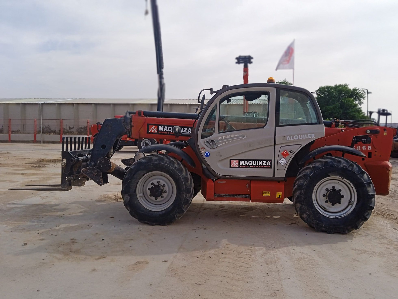 MANITOU MT1335 EASY - رافعة تلسكوبية: صورة 1 MANITOU MT1335 EASY - رافعة تلسكوبية: صورة 1