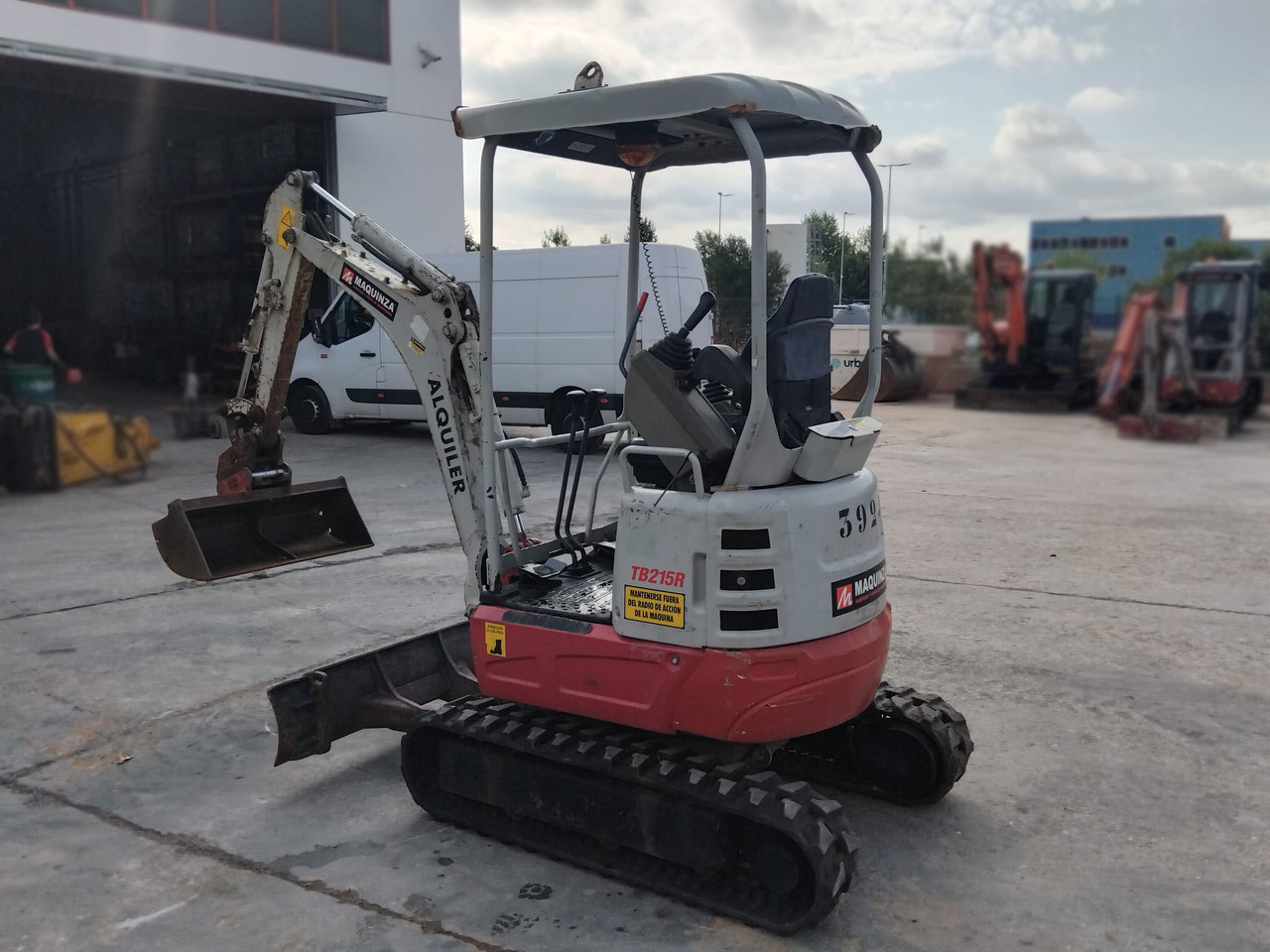 TAKEUCHI TB215R EASY - حفارة مُصَّغرة: صورة 3 TAKEUCHI TB215R EASY - حفارة مُصَّغرة: صورة 3