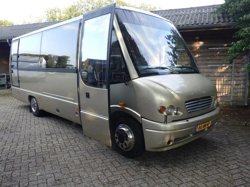 Mercedes-Benz 814 D Touringcar / 26 persoons 814 D Touringcar / 26 persoons Bladgeveerd / Manual - سيارة: صورة 2 Mercedes-Benz 814 D Touringcar / 26 persoons 814 D Touringcar / 26 persoons Bladgeveerd / Manual - سيارة: صورة 2