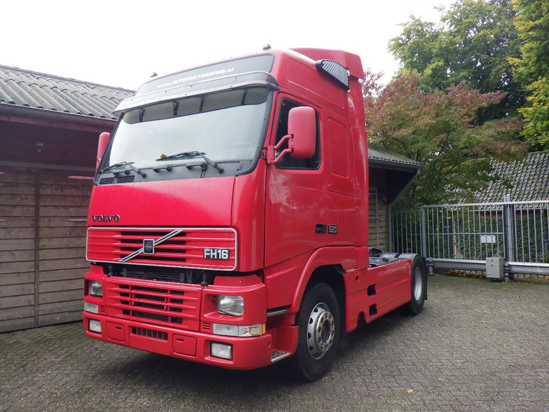 Volvo FH 16.520 Handgeschakeld / Manual - وحدة جر: صورة 1 Volvo FH 16.520 Handgeschakeld / Manual - وحدة جر: صورة 1