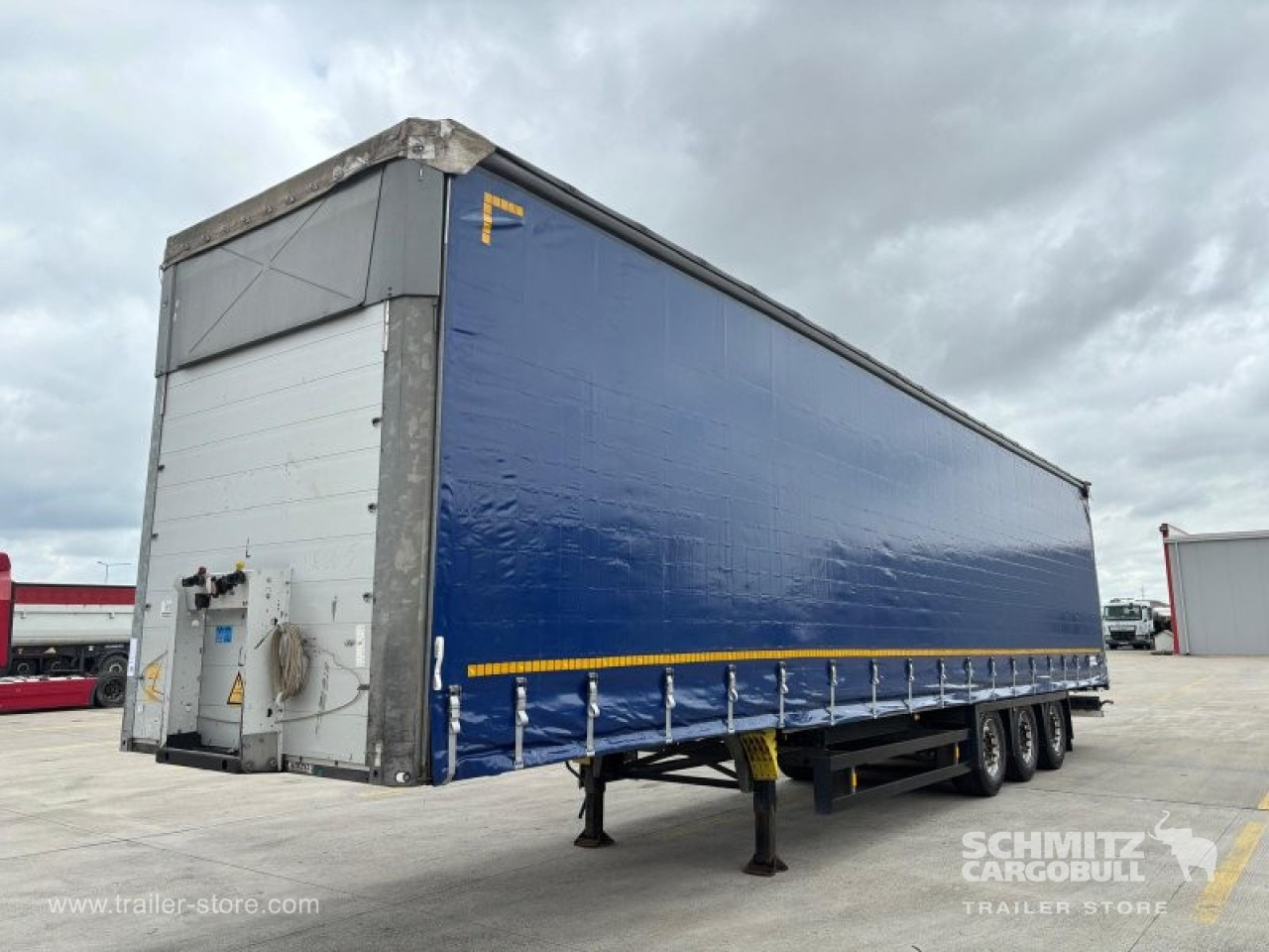 SCHMITZ Curtainsider Varios - نصف مقطورة ستارة: صورة 1 SCHMITZ Curtainsider Varios - نصف مقطورة ستارة: صورة 1