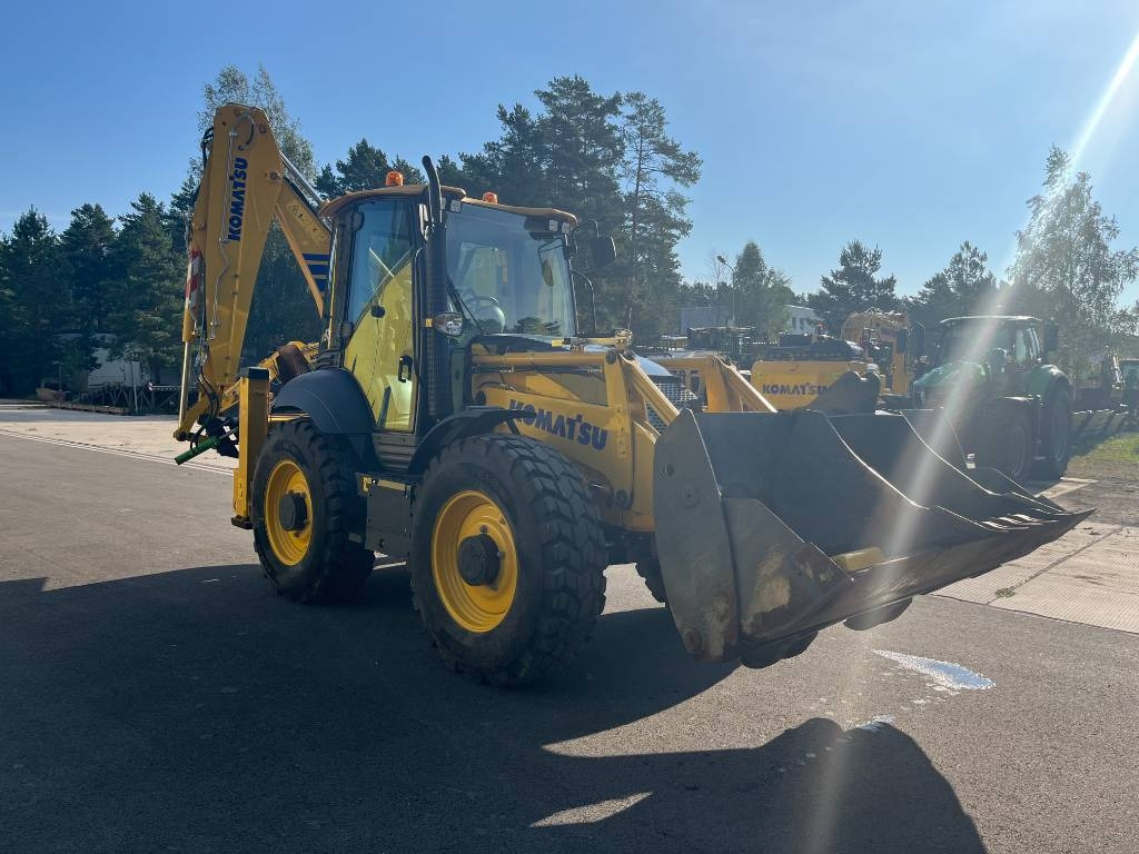 Komatsu WB 97 S-8 - جرافة حفار: صورة 4 Komatsu WB 97 S-8 - جرافة حفار: صورة 4