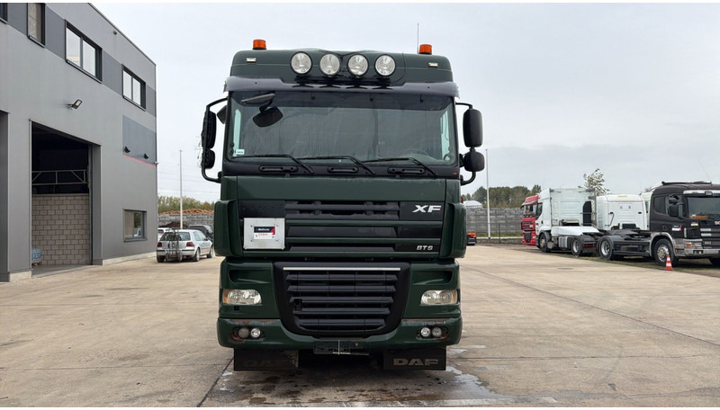 DAF 105 XF 460 (6X2 / AIRCO / GOOD CONDITION / BONNE ETAT) - شاحنة هيكل كابينة: صورة 2 DAF 105 XF 460 (6X2 / AIRCO / GOOD CONDITION / BONNE ETAT) - شاحنة هيكل كابينة: صورة 2