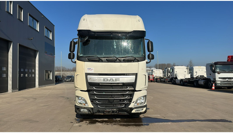 DAF 106 XF 460 (BOITE MANUELLE / MANUAL GEARBOX / 834.000 KM / EURO 6) - وحدة جر: صورة 2 DAF 106 XF 460 (BOITE MANUELLE / MANUAL GEARBOX / 834.000 KM / EURO 6) - وحدة جر: صورة 2