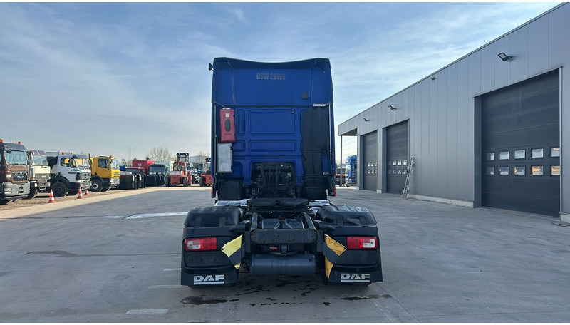 DAF 106 XF 460 (TRES PROPRE / EURO 6 / SUPER SPACE CAB) - وحدة جر: صورة 4 DAF 106 XF 460 (TRES PROPRE / EURO 6 / SUPER SPACE CAB) - وحدة جر: صورة 4