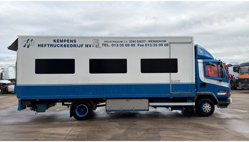 DAF 45 ATI 150 (BELGIAN TRUCK / STEEL SUSP. / LAMES / PERFECT CONDITION / LIFT) - شاحنة مقفلة: صورة 3 DAF 45 ATI 150 (BELGIAN TRUCK / STEEL SUSP. / LAMES / PERFECT CONDITION / LIFT) - شاحنة مقفلة: صورة 3