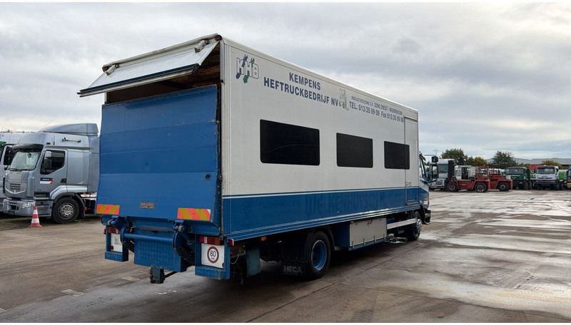 DAF 45 ATI 150 (BELGIAN TRUCK / STEEL SUSP. / LAMES / PERFECT CONDITION / LIFT) - شاحنة مقفلة: صورة 4 DAF 45 ATI 150 (BELGIAN TRUCK / STEEL SUSP. / LAMES / PERFECT CONDITION / LIFT) - شاحنة مقفلة: صورة 4