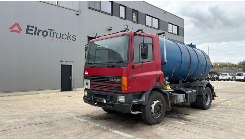 DAF 75 ATI 270 (10500 L / MANUAL PUMP / MANUAL GEARBOX / STEEL SUSP. / LAMES / POMPE MANUELLE) - شاحنة الشفط: صورة 1 DAF 75 ATI 270 (10500 L / MANUAL PUMP / MANUAL GEARBOX / STEEL SUSP. / LAMES / POMPE MANUELLE) - شاحنة الشفط: صورة 1