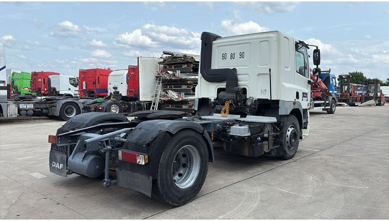DAF 85 CF 410 (LOW CABIN / PETIT CABINE / TRES PROPRE / CLEAN CONDITION) - وحدة جر: صورة 5 DAF 85 CF 410 (LOW CABIN / PETIT CABINE / TRES PROPRE / CLEAN CONDITION) - وحدة جر: صورة 5
