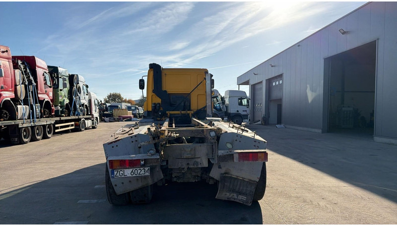 DAF CF 85.360 (BOITE MANUELLE / MANUAL GEARBOX / BIG HUB / GRAND PONT / LAMES / 8X4) - شاحنة هيكل كابينة: صورة 5 DAF CF 85.360 (BOITE MANUELLE / MANUAL GEARBOX / BIG HUB / GRAND PONT / LAMES / 8X4) - شاحنة هيكل كابينة: صورة 5