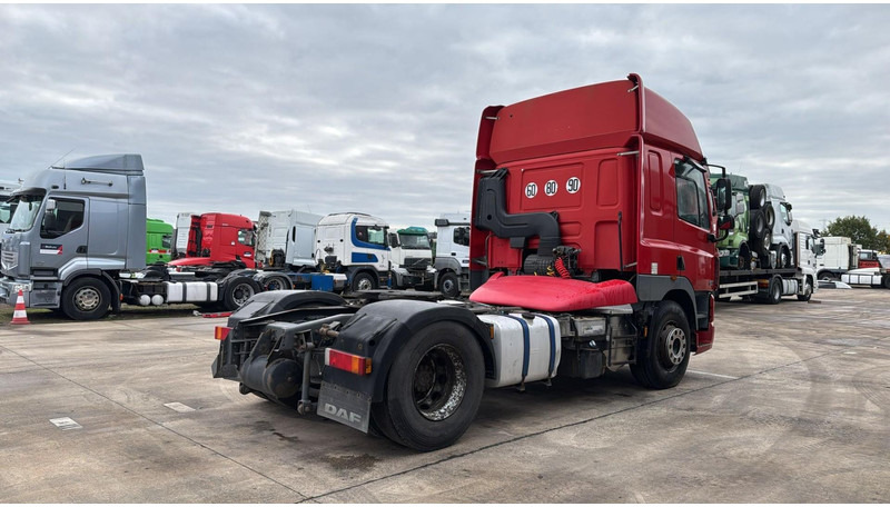 DAF CF 85.410 (BOITE MANUELLE / MANUAL GEARBOX) - وحدة جر: صورة 4 DAF CF 85.410 (BOITE MANUELLE / MANUAL GEARBOX) - وحدة جر: صورة 4