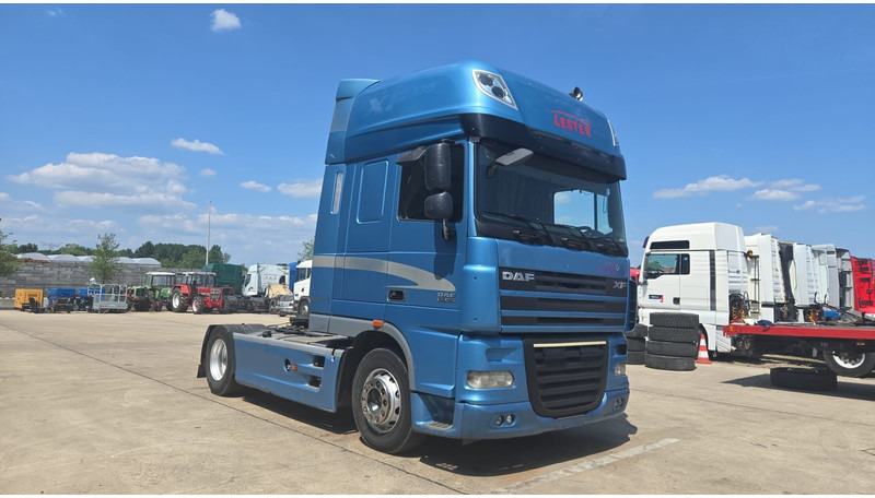 DAF XF 105.460 (BOITE MANUELLE / MANUAL GEARBOX / PARFAIT ETAT / TRES PROPRE) - وحدة جر: صورة 3 DAF XF 105.460 (BOITE MANUELLE / MANUAL GEARBOX / PARFAIT ETAT / TRES PROPRE) - وحدة جر: صورة 3