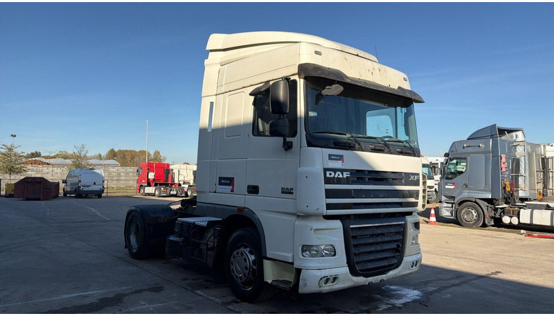 DAF XF 105.460 (BOITE MANUELLE / MANUAL GEARBOX) - وحدة جر: صورة 3 DAF XF 105.460 (BOITE MANUELLE / MANUAL GEARBOX) - وحدة جر: صورة 3