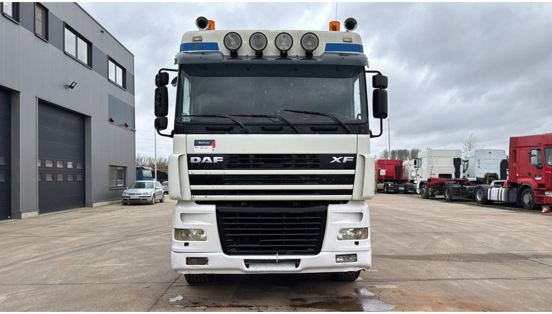 DAF XF 95.430 (EURO 3 / 10 TYRES / 6X2 / MANUAL GEARBOX / BOITE MANUELLE) - شاحنة هيكل كابينة: صورة 2 DAF XF 95.430 (EURO 3 / 10 TYRES / 6X2 / MANUAL GEARBOX / BOITE MANUELLE) - شاحنة هيكل كابينة: صورة 2