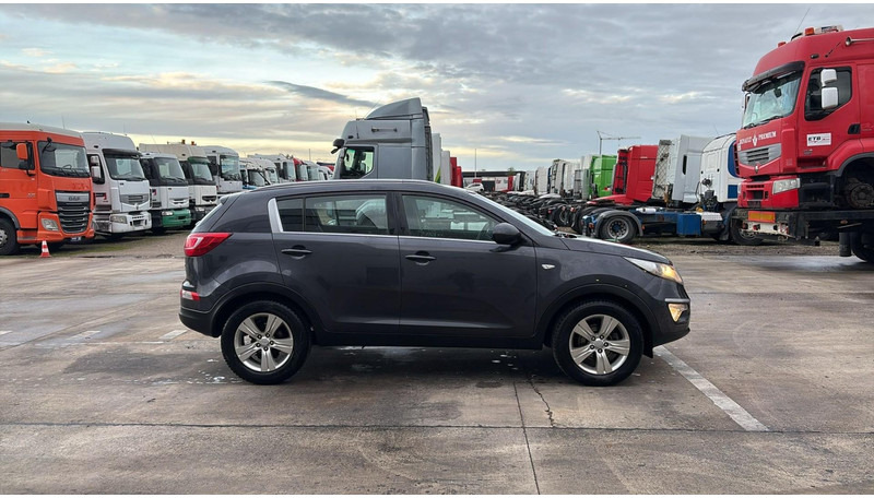Kia NEW sportage  (VOITURE BELGE / BELGIAN CAR / AIRCO) - سيارة دفع رباعي: صورة 4 Kia NEW sportage  (VOITURE BELGE / BELGIAN CAR / AIRCO) - سيارة دفع رباعي: صورة 4