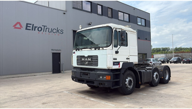 MAN 25.403 (6X2 / 6 CYLINDER / EURO 2 / MANUAL GEARBOX / 8 TYRES) - وحدة جر: صورة 1 MAN 25.403 (6X2 / 6 CYLINDER / EURO 2 / MANUAL GEARBOX / 8 TYRES) - وحدة جر: صورة 1
