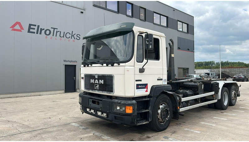 MAN 26.312 (6 CYLINDER / 6X2 / BELGIAN TRUCK IN GOOD CONDITION) - شاحنة ذات خطاف: صورة 1 MAN 26.312 (6 CYLINDER / 6X2 / BELGIAN TRUCK IN GOOD CONDITION) - شاحنة ذات خطاف: صورة 1