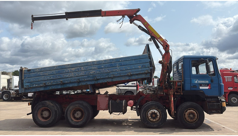 MAN 35.362 (6 CYLINDER / MANUAL PUMP / 8X4 / FALFINGER CRANE PK80 / STEEL SUSP.) - شاحنة قلاب, شاحنة كرين: صورة 5 MAN 35.362 (6 CYLINDER / MANUAL PUMP / 8X4 / FALFINGER CRANE PK80 / STEEL SUSP.) - شاحنة قلاب, شاحنة كرين: صورة 5
