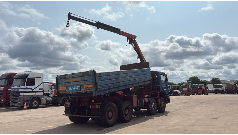 MAN 35.362 (6 CYLINDER / MANUAL PUMP / 8X4 / FALFINGER CRANE PK80 / STEEL SUSP.) - شاحنة قلاب, شاحنة كرين: صورة 4 MAN 35.362 (6 CYLINDER / MANUAL PUMP / 8X4 / FALFINGER CRANE PK80 / STEEL SUSP.) - شاحنة قلاب, شاحنة كرين: صورة 4