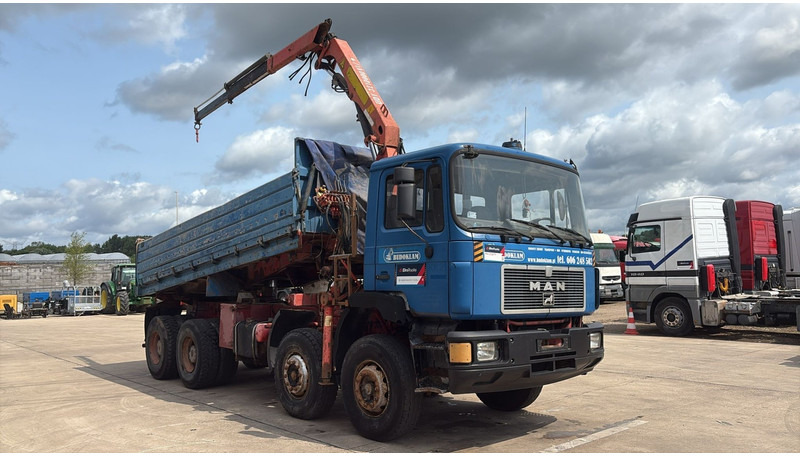 MAN 35.362 (6 CYLINDER / MANUAL PUMP / 8X4 / FALFINGER CRANE PK80 / STEEL SUSP.) - شاحنة قلاب, شاحنة كرين: صورة 3 MAN 35.362 (6 CYLINDER / MANUAL PUMP / 8X4 / FALFINGER CRANE PK80 / STEEL SUSP.) - شاحنة قلاب, شاحنة كرين: صورة 3