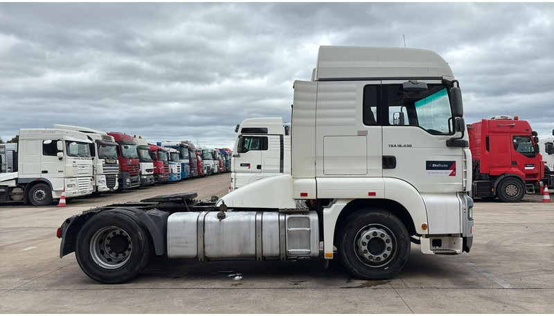 MAN TGA 18.430 (PTO / POMPE HYDRAULIQUE / MANUAL GEARBOX / BOITE MANUELLE / HYDRAULIC PUMP) - وحدة جر: صورة 3 MAN TGA 18.430 (PTO / POMPE HYDRAULIQUE / MANUAL GEARBOX / BOITE MANUELLE / HYDRAULIC PUMP) - وحدة جر: صورة 3