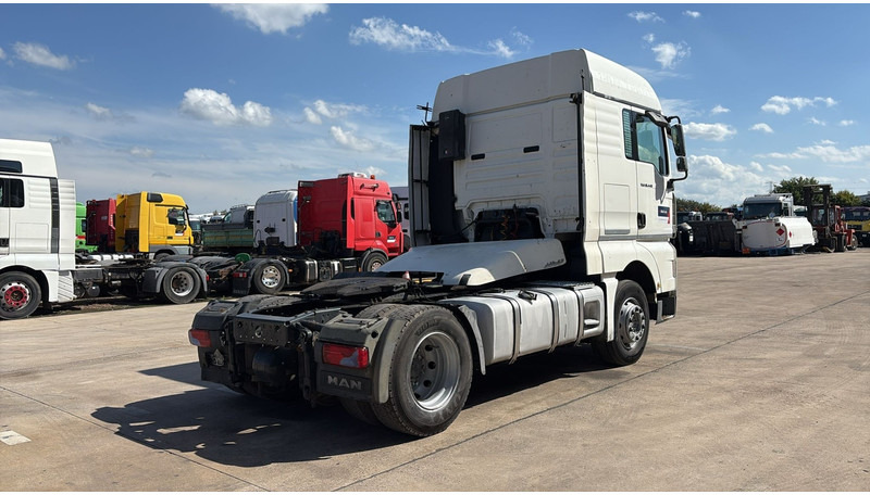 MAN TGA 18.440 (BOITE MANUELLE / MANUAL GEARBOX) - وحدة جر: صورة 4 MAN TGA 18.440 (BOITE MANUELLE / MANUAL GEARBOX) - وحدة جر: صورة 4