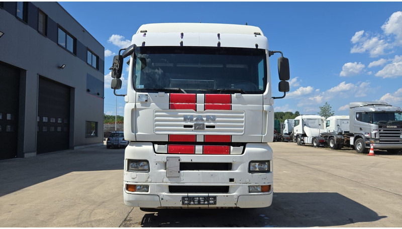 MAN TGA 26.440 (MANUAL GEARBOX / FRONT STEEL / 6X2 / BOITE MANUELLE / DEVANT LAMES) - شاحنة هيكل كابينة: صورة 2 MAN TGA 26.440 (MANUAL GEARBOX / FRONT STEEL / 6X2 / BOITE MANUELLE / DEVANT LAMES) - شاحنة هيكل كابينة: صورة 2