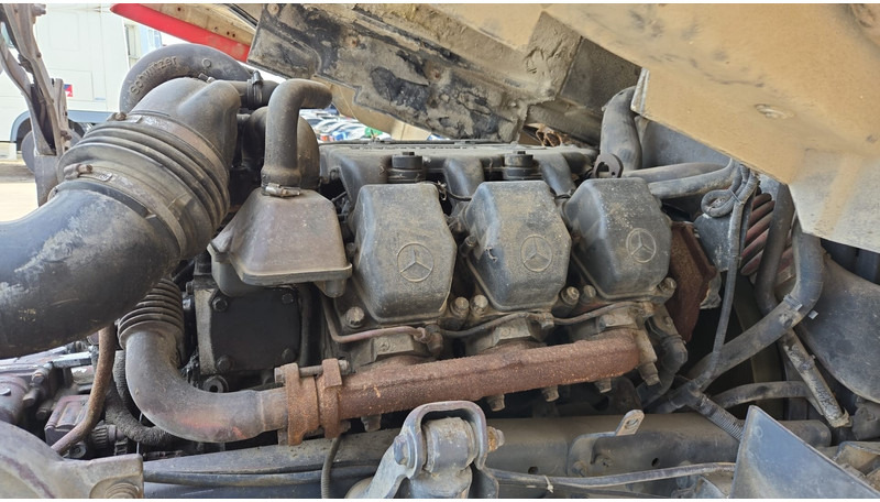 Mercedes-Benz ACTROS 2640 (EPS / 3 PEDALES / V6 / LAMES / GRAND PONT / EURO 2 / SEMI-AUTO) Mercedes-Benz ACTROS 2640 (EPS / 3 PEDALES / V6 / LAMES / GRAND PONT / EURO 2 / SEMI-AUTO): صورة 18