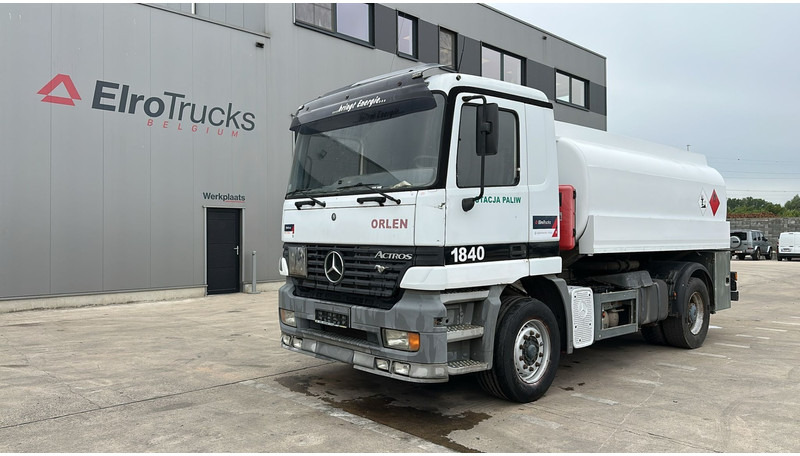 Mercedes-Benz Actros 1840 (EPS / 13650L / LAMES DEVANT / FRONT STEEL / V6 / 3 PEDALES) - شاحنة صهريج: صورة 1 Mercedes-Benz Actros 1840 (EPS / 13650L / LAMES DEVANT / FRONT STEEL / V6 / 3 PEDALES) - شاحنة صهريج: صورة 1