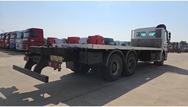 Mercedes-Benz Actros 2636 (6X4 / LAMES / GRAND PONT / MP2 / STEEL SUSP. / BOITE MANUELLE / MANUAL GEARBOX / 9M CHASSIS !!!) - شاحنات مسطحة: صورة 5 Mercedes-Benz Actros 2636 (6X4 / LAMES / GRAND PONT / MP2 / STEEL SUSP. / BOITE MANUELLE / MANUAL GEARBOX / 9M CHASSIS !!!) - شاحنات مسطحة: صورة 5